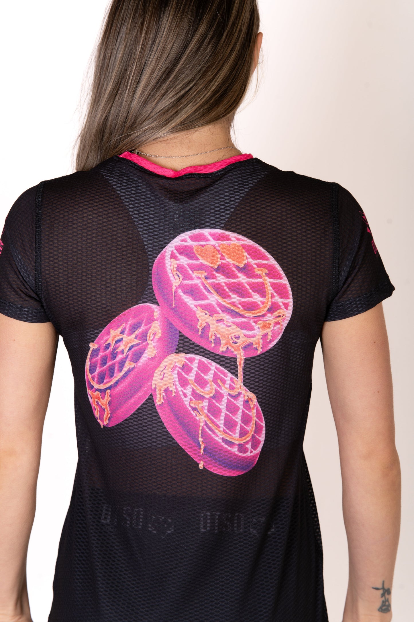 T-Shirt Femme - S.W.Smiley Concrete Canvas Toaster