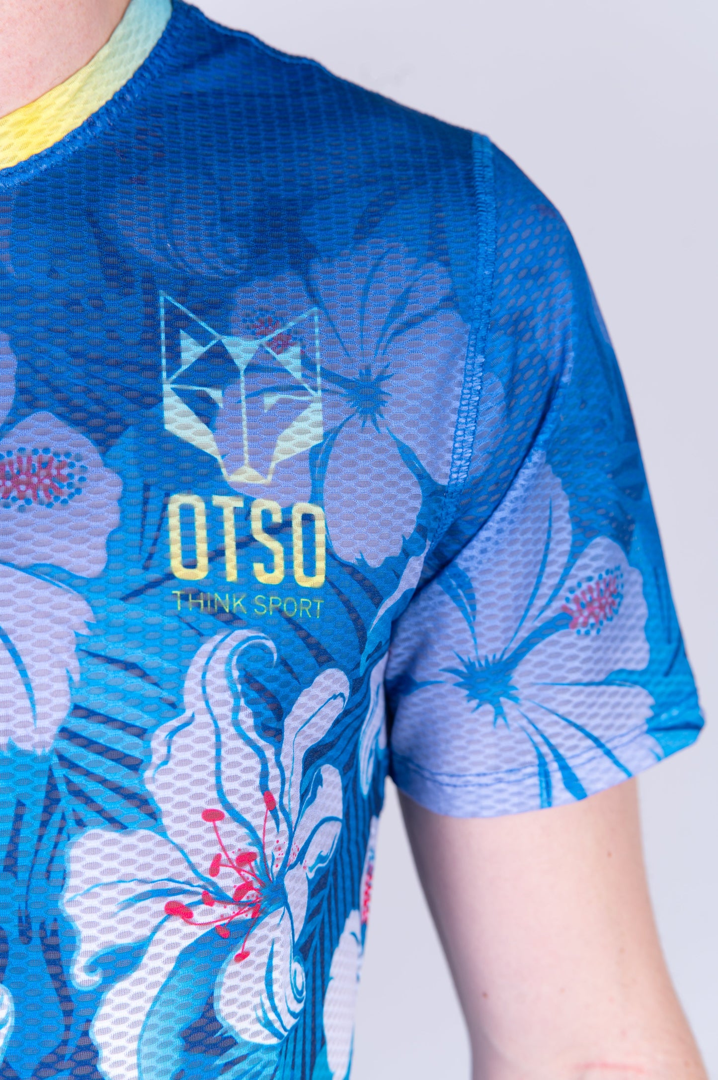 Herren-T-Shirt mit kurzen Ärmeln - Schwimmen Radfahren Laufen Blume
