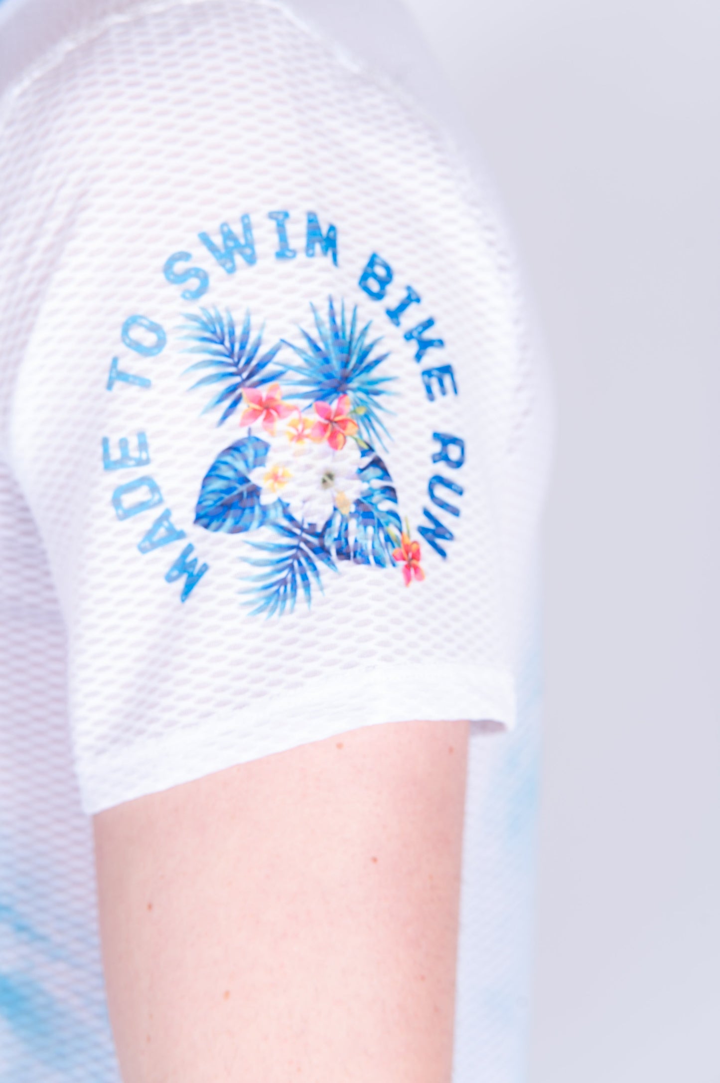 Herren-T-Shirt mit kurzen Ärmeln - Schwimmen Radfahren Laufen Welle