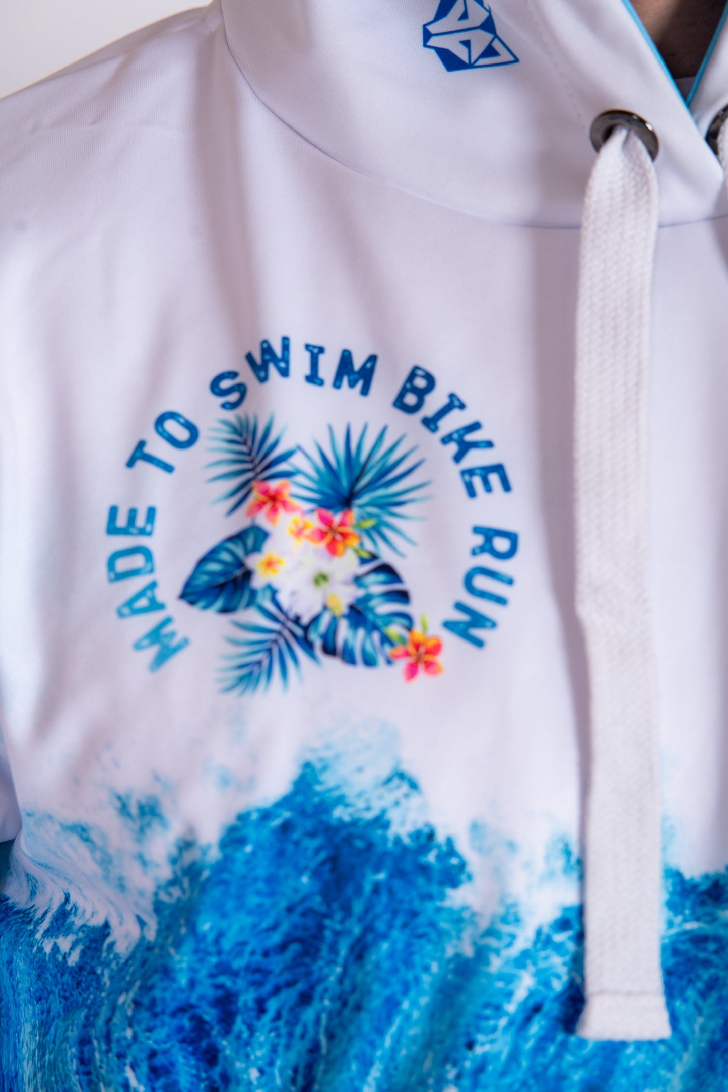 Kapuzenshirt - Schwimmen Radfahren Laufen Welle